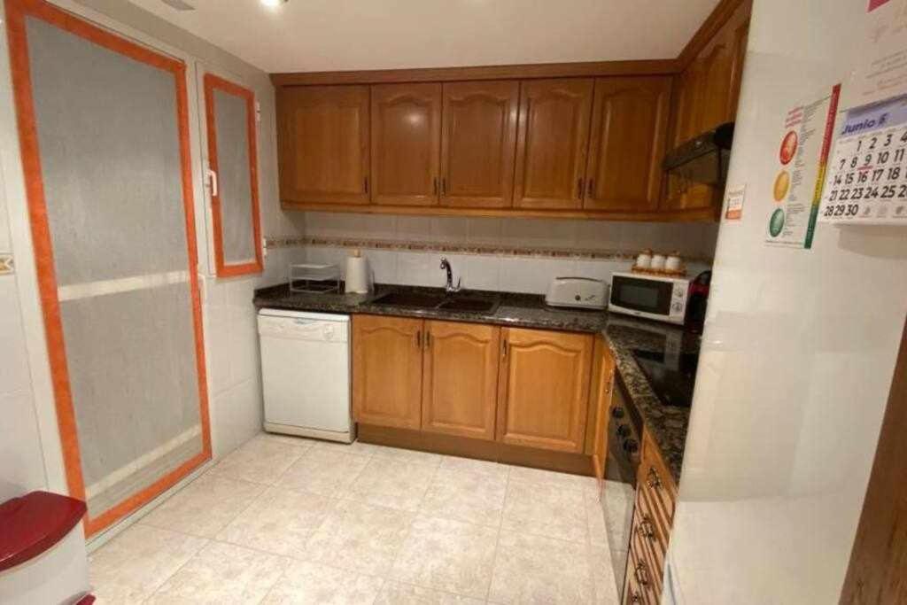 Apartamento A 150M De La Playa Wifi Gratis Denia Exterior photo